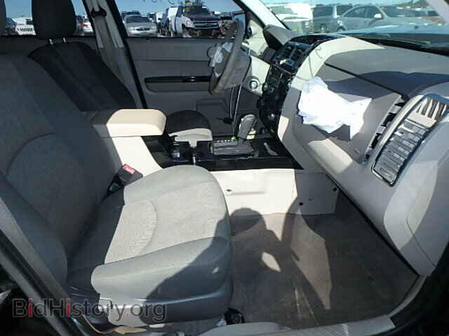 2008 MAZDA TRIBUTE - VIN: 4F2CZ02Z08KM32490 - Фото 5