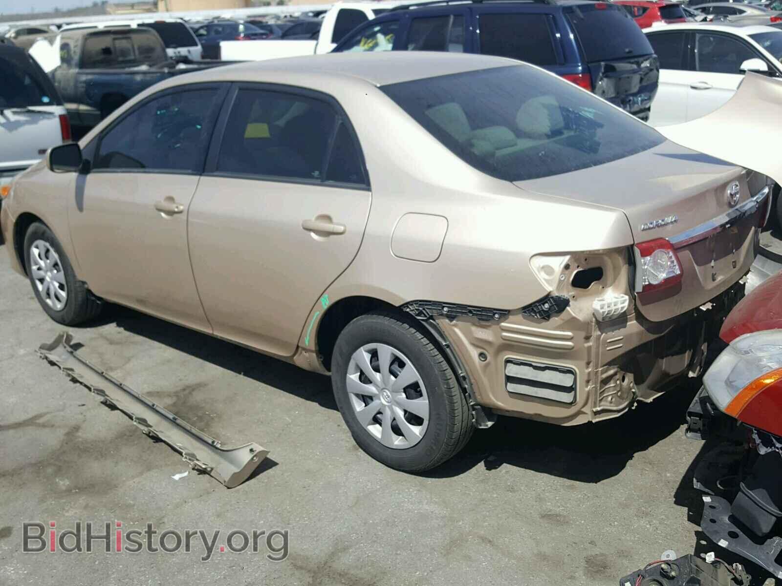 2011 TOYOTA COROLLA BA - VIN: 2T1BU4EE7BC586388 - Фото 3