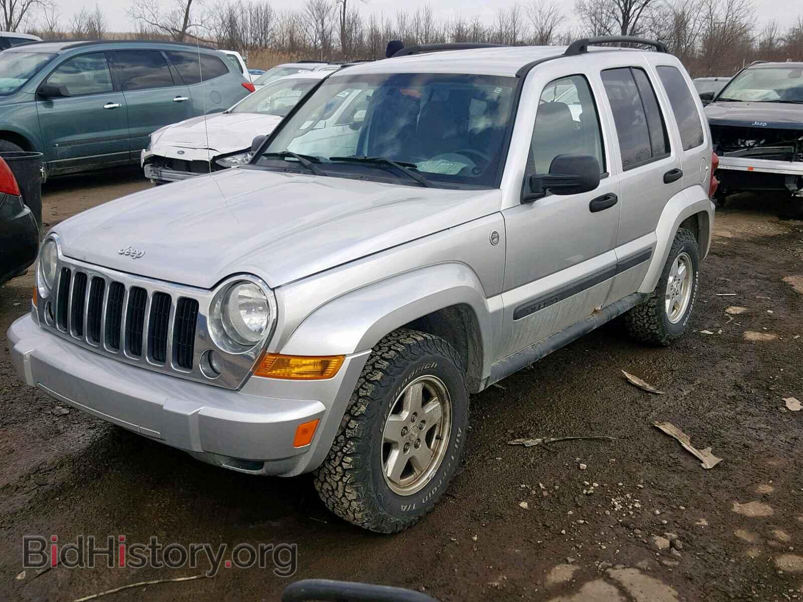2007 JEEP LIBERTY SP - VIN: 1J4GL48K87W708582 - Фото 2