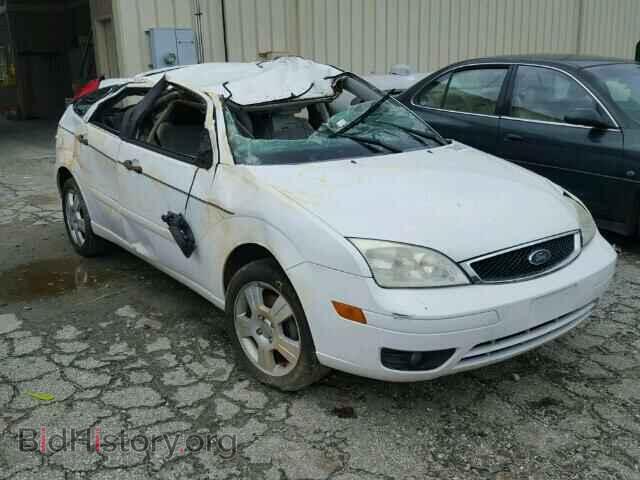 Photo 1FAFP37N76W145699 - FORD FOCUS 2006