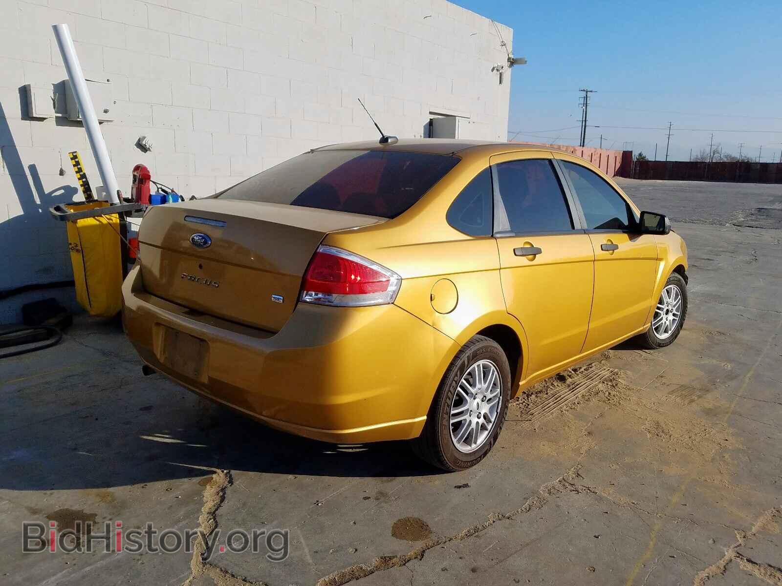 2009 FORD FOCUS - VIN: 1FAHP35N89W104708 - Photo 4
