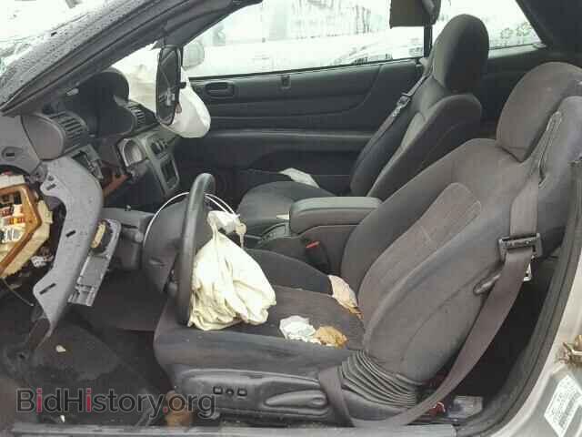 2004 CHRYSLER SEBRING - VIN: 1C3EL75R54N333322 - Фото 5