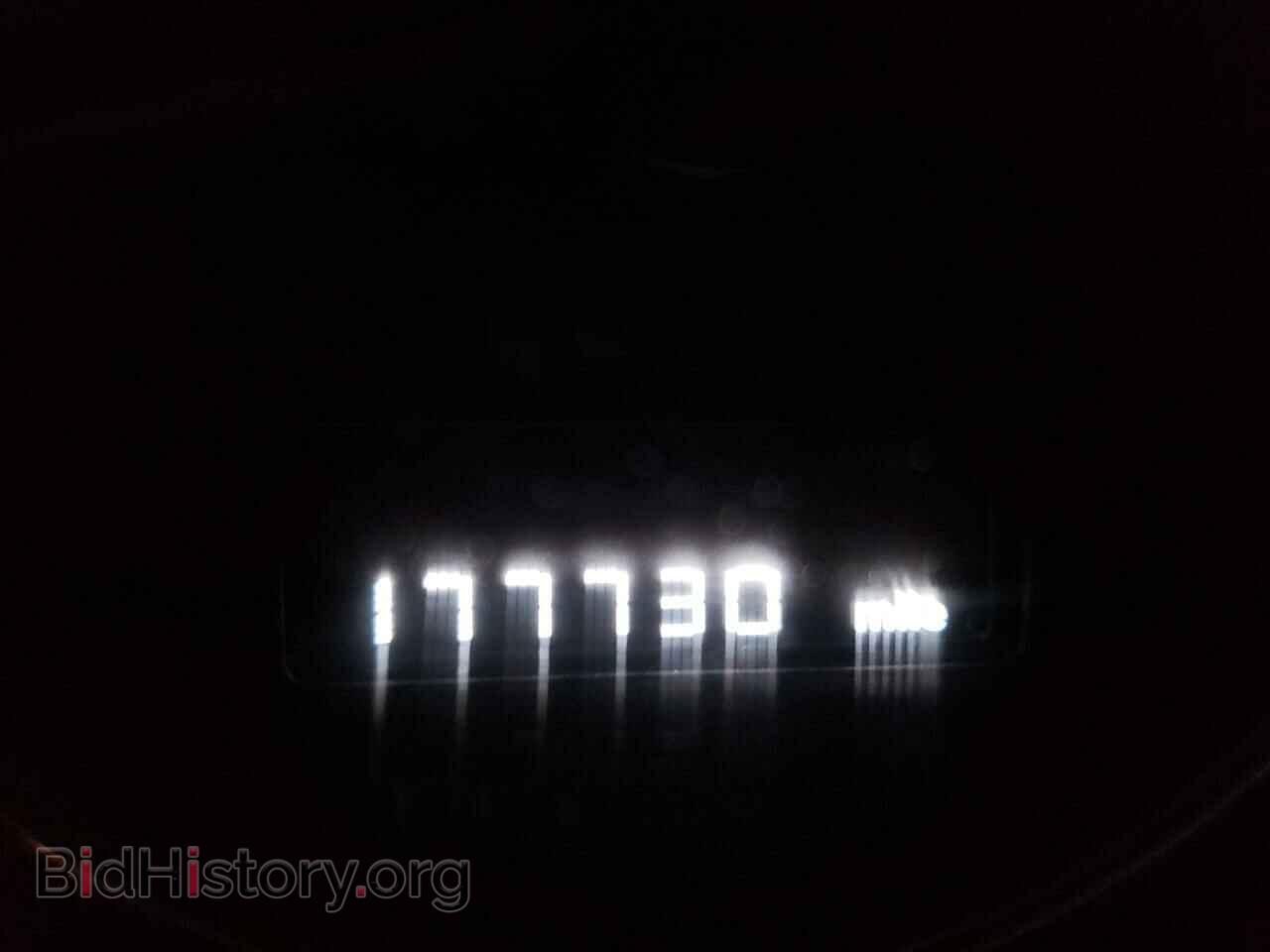 2008 JEEP COMMANDER - VIN: 1J8HG58238C150236 - Photo 8