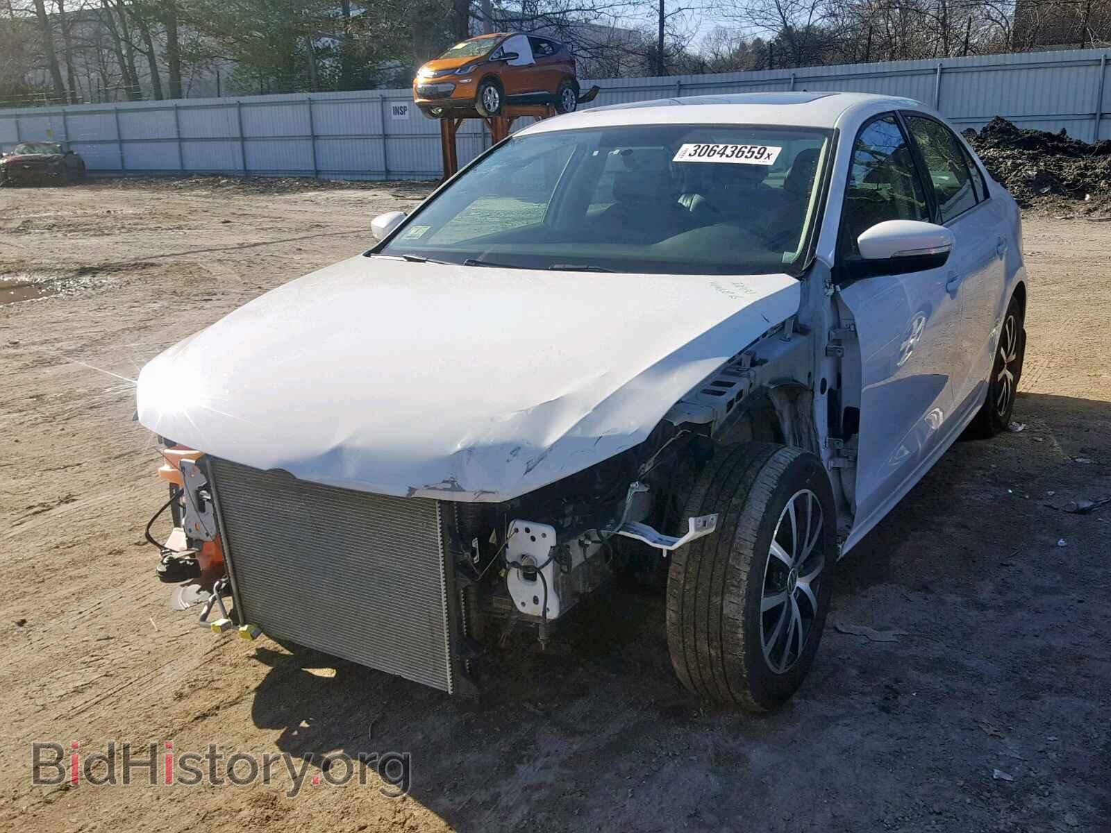2017 VOLKSWAGEN JETTA - VIN: 3VWDB7AJ4HM206116 - Фото 2