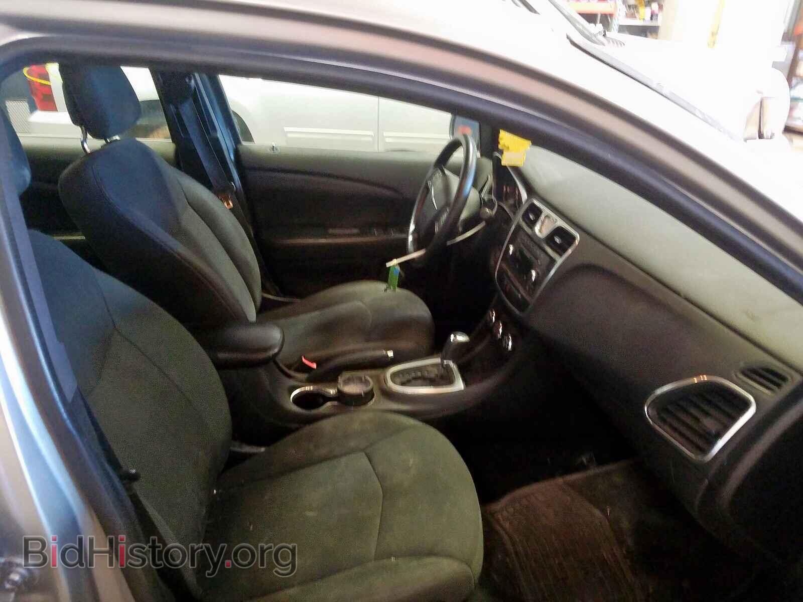 2014 CHRYSLER 200 - VIN: 1C3CCBAB2EN167555 - Фото 5