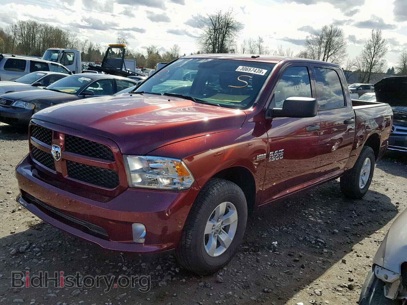 2018 RAM 1500 ST - VIN: 3C6RR7KTXJG269978 - Фото 2