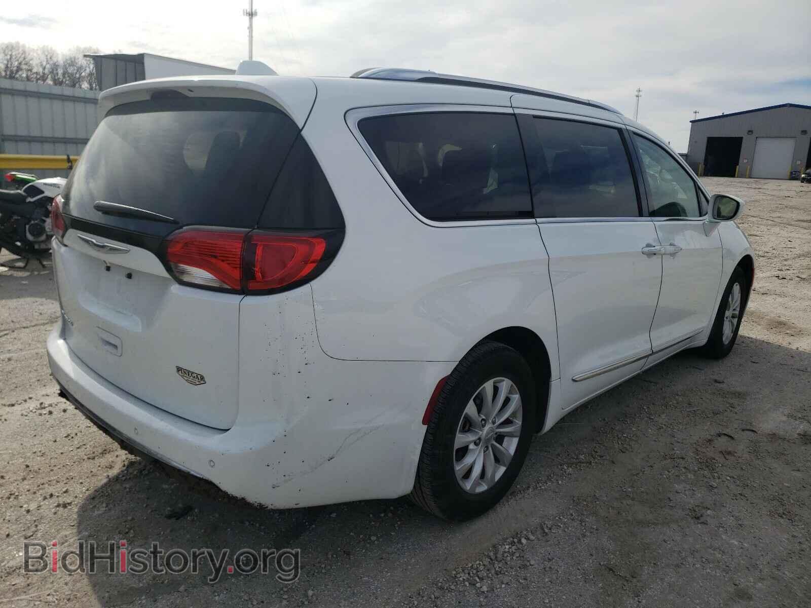 2019 CHRYSLER PACIFICA - VIN: 2C4RC1BG1KR730586 - Фото 4