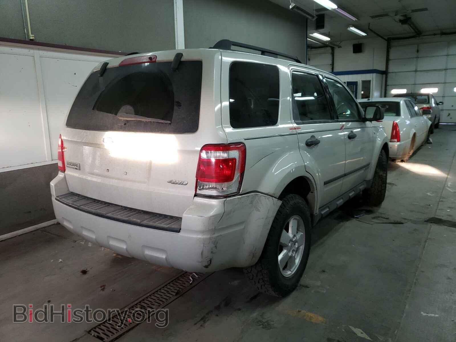 2008 FORD ESCAPE - VIN: 1FMCU93128KC05924 - Фото 4