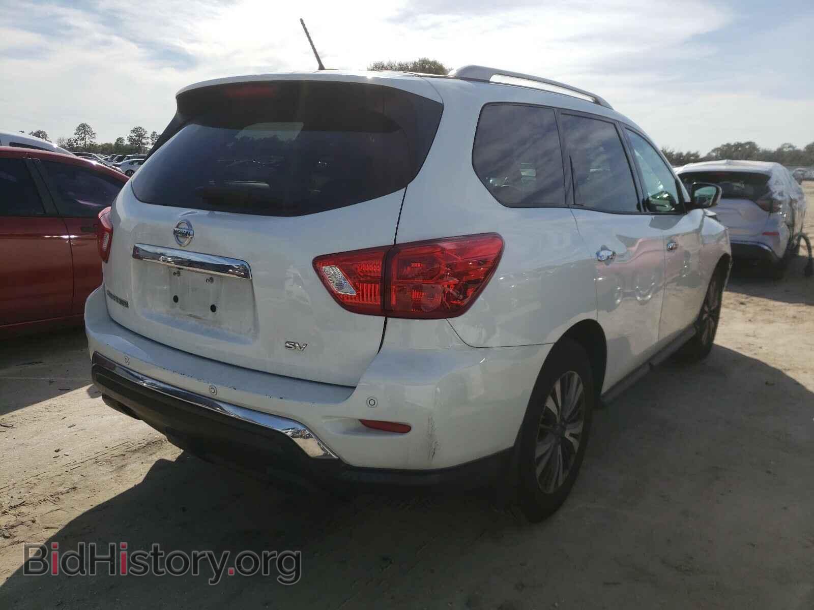 2017 NISSAN PATHFINDER - VIN: 5N1DR2MN8HC631481 - Фото 4