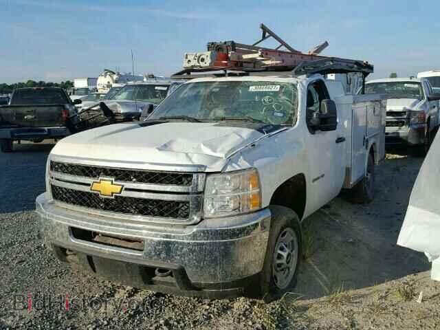 2013 CHEVROLET SILVERADO - VIN: 1GB0CVCG5DF111101 - Фото 2