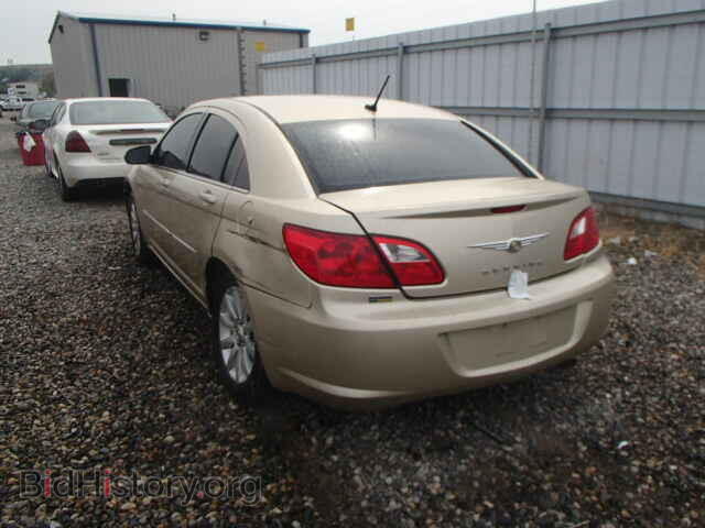 2010 CHRYSLER SEBRING - VIN: 1C3CC5FD5AN194531 - Photo 3