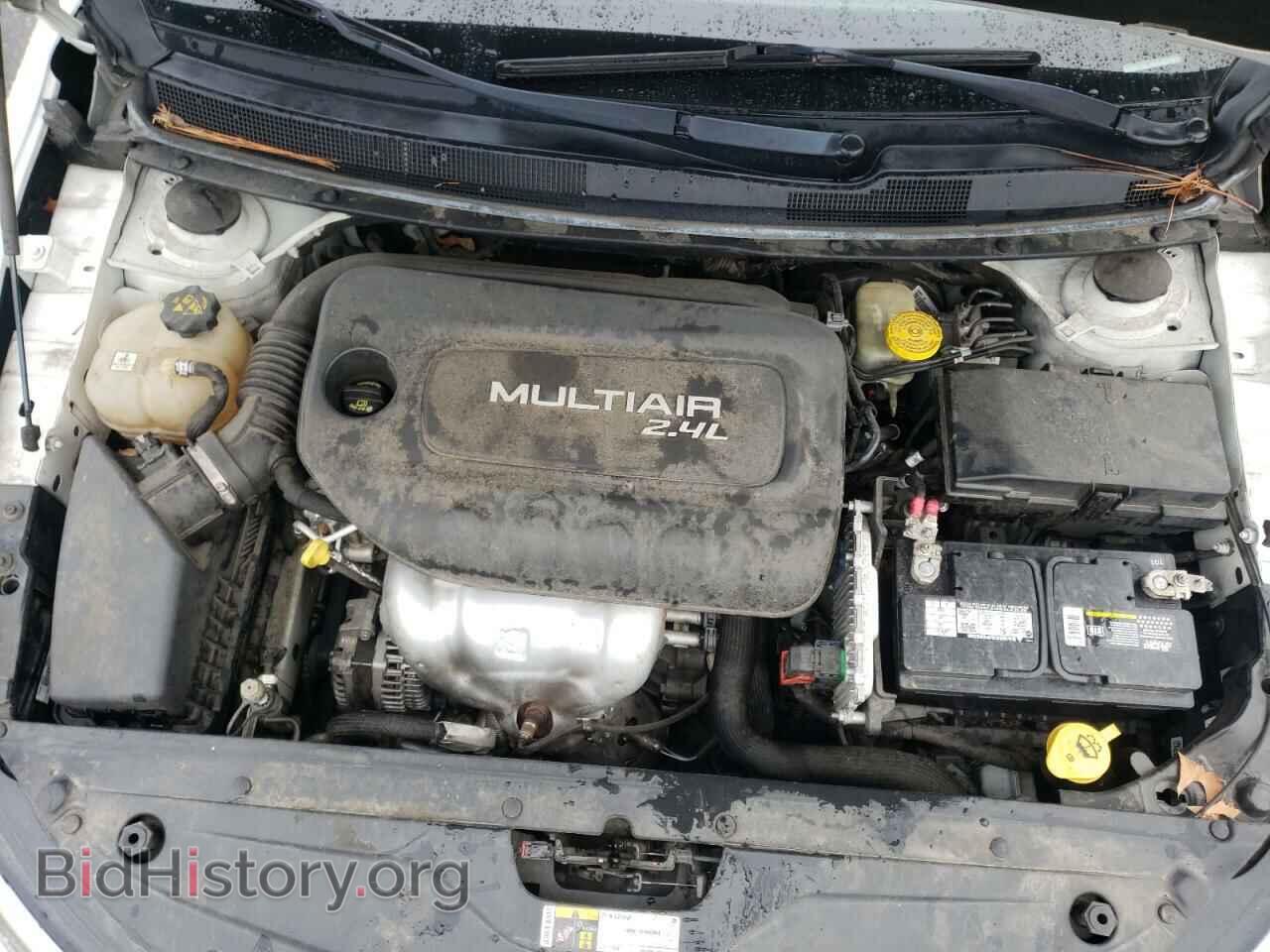 2016 CHRYSLER 200 - VIN: 1C3CCCAB0GN108853 - Фото 7
