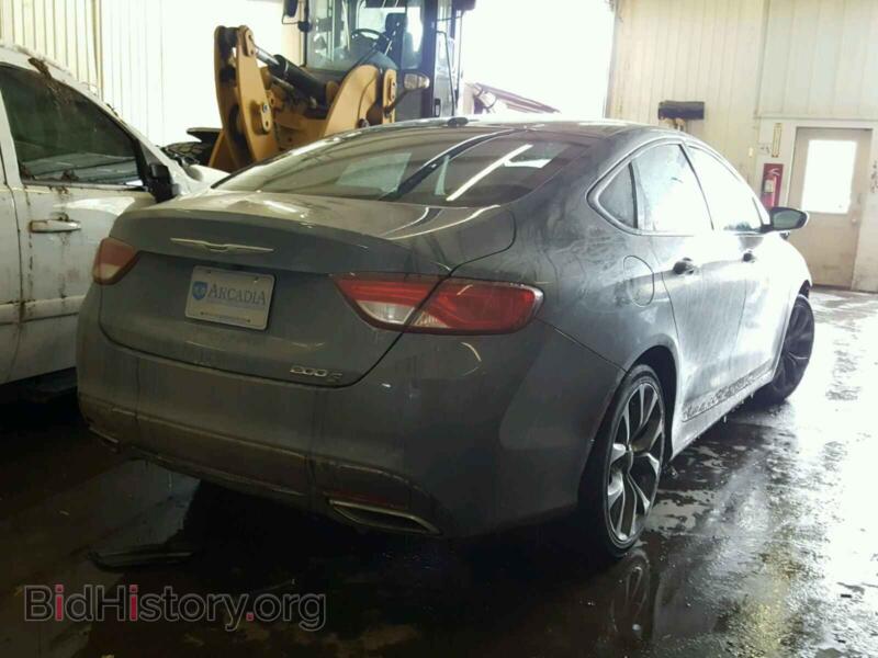 2015 Chrysler 200 (VIN 1C3CCCBB6FN699106) — photo 4 of 10