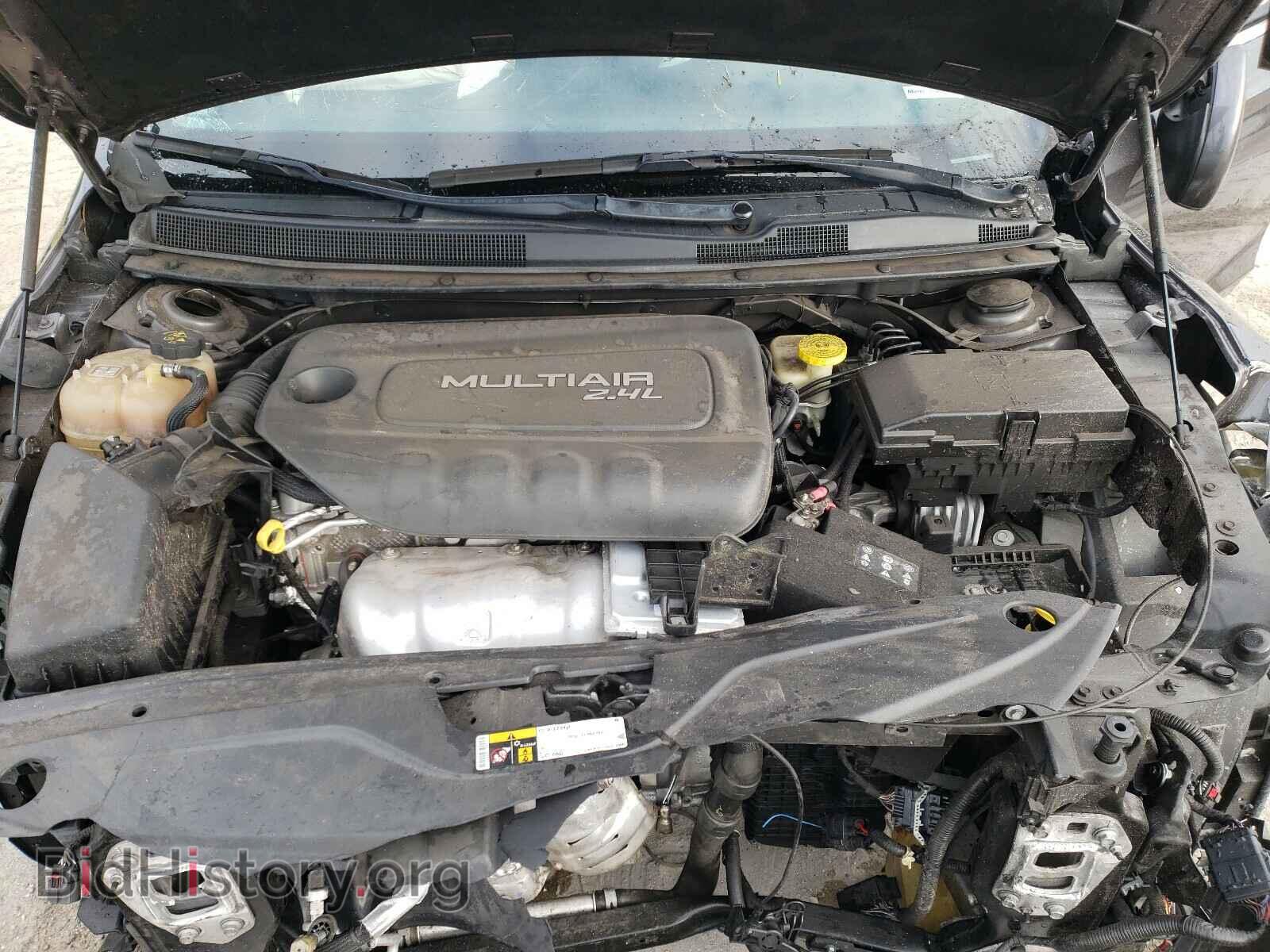 2016 CHRYSLER 200 - VIN: 1C3CCCAB1GN143644 - Фото 7