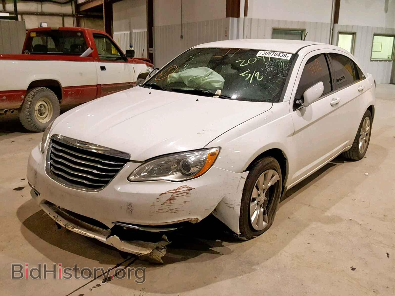 2014 CHRYSLER 200 - VIN: 1C3CCBAB6EN142044 - Фото 2