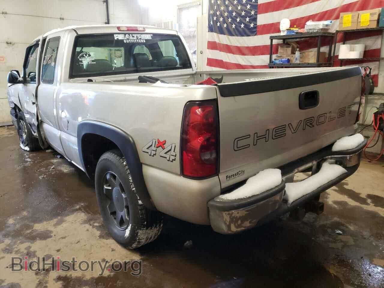 2006 CHEVROLET SILVERADO - VIN: 2GCEK19B061124051 - Фото 3