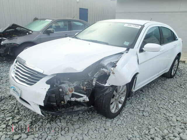 2013 CHRYSLER 200 - VIN: 1C3CCBBB7DN528789 - Фото 2