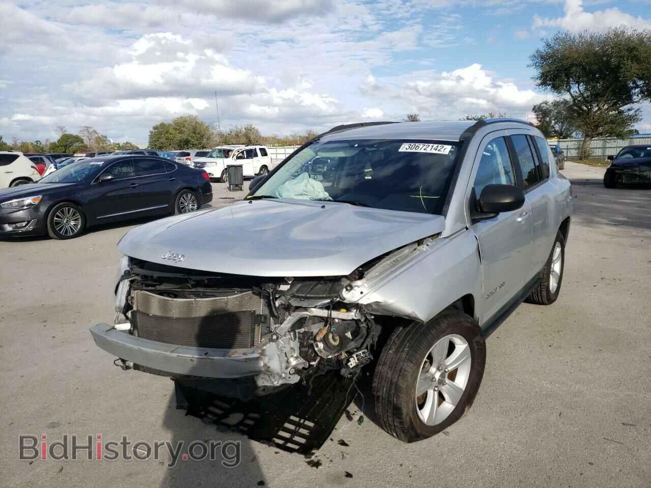 2011 JEEP COMPASS - VIN: 1J4NT1FA8BD236730 - Photo 2