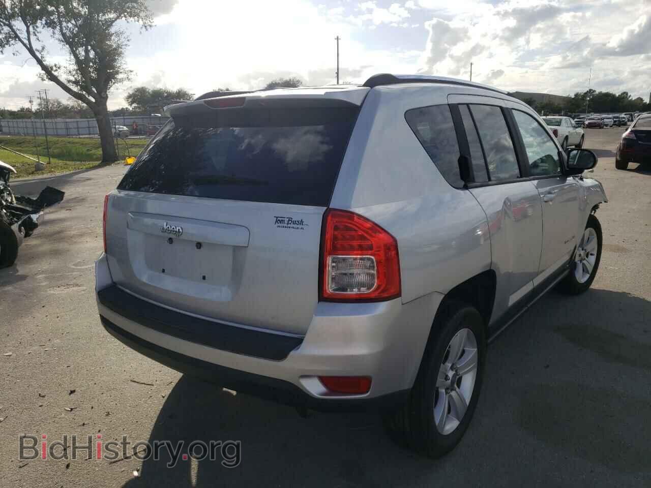 2011 JEEP COMPASS - VIN: 1J4NT1FA8BD236730 - Photo 4
