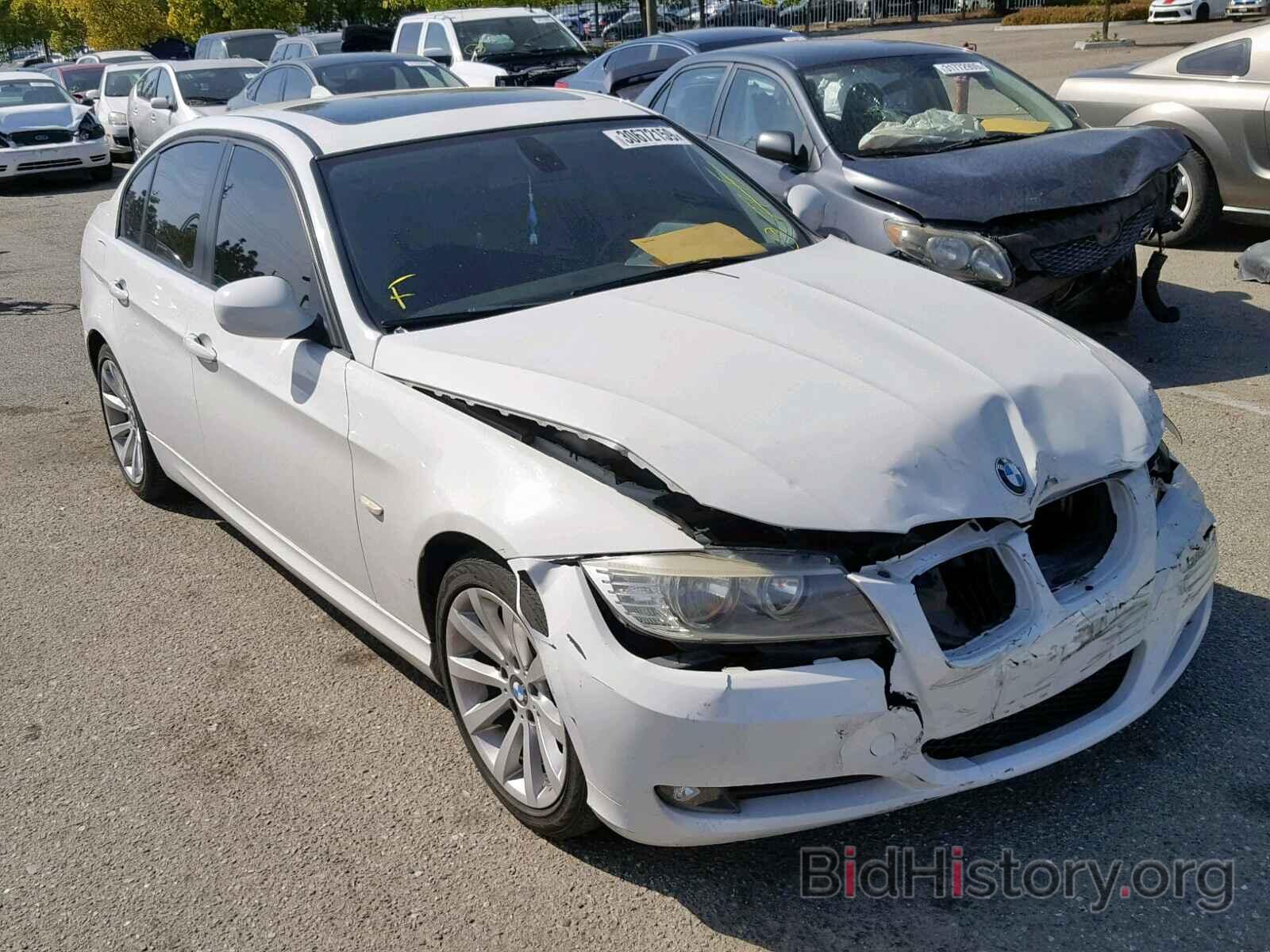 Photo WBAPH5G57BNM75802 - BMW 3 SERIES 2011