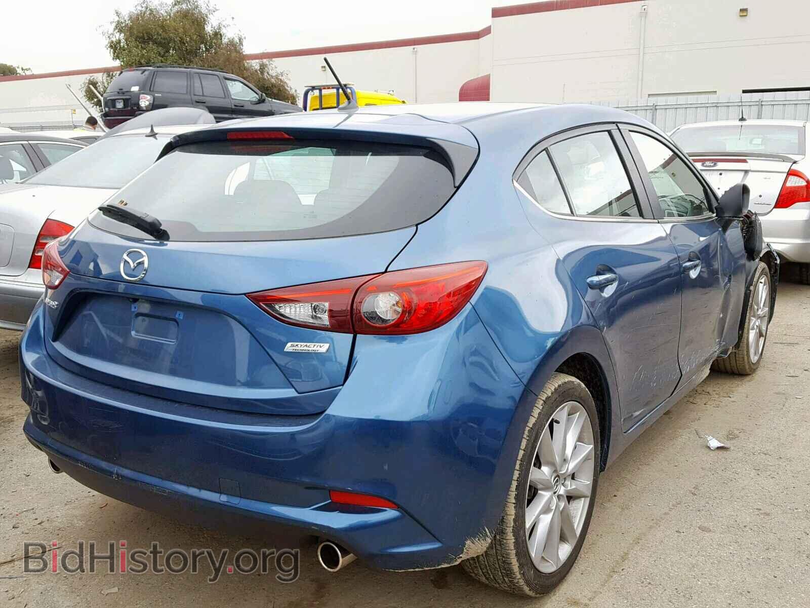 2017 MAZDA 3 - VIN: 3MZBN1L77HM146930 - Photo 4