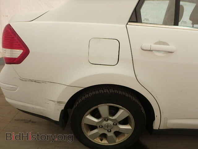 2007 NISSAN VERSA - VIN: 3N1BC11E37L400165 - Фото 9