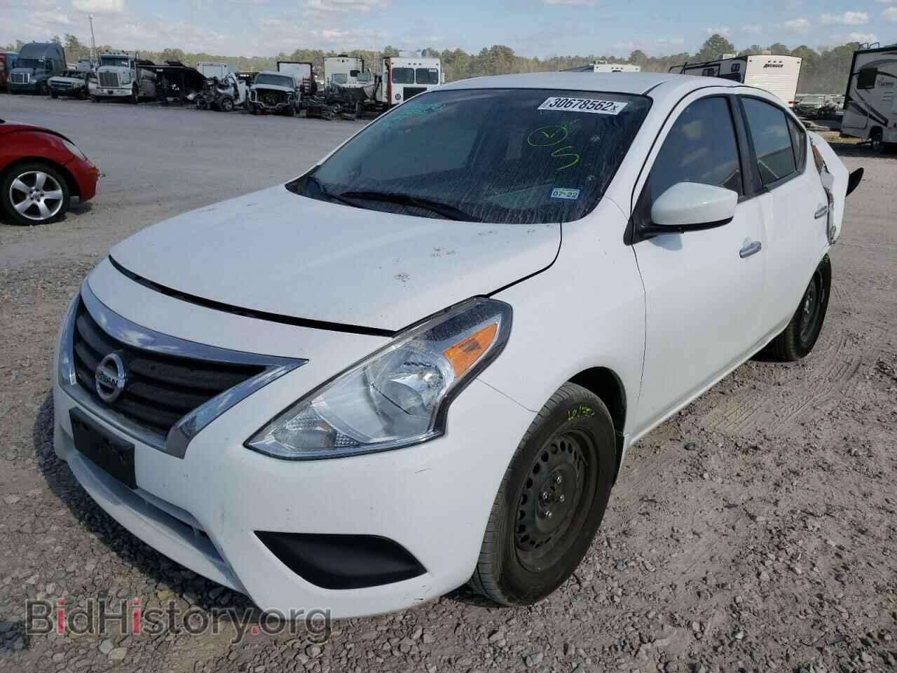 2017 NISSAN VERSA - VIN: 3N1CN7AP8HL903243 - Фото 2