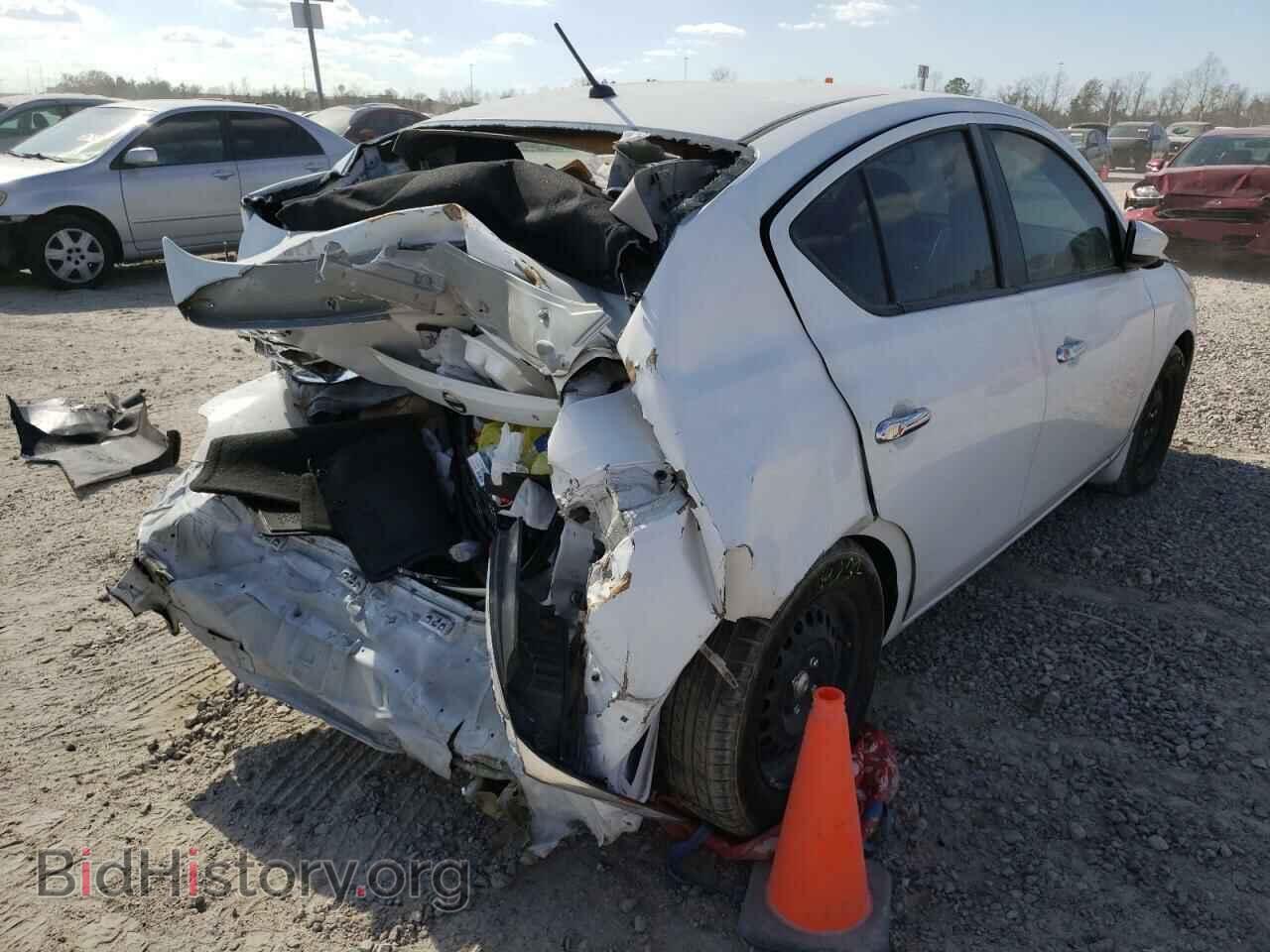 2017 NISSAN VERSA - VIN: 3N1CN7AP8HL903243 - Фото 4