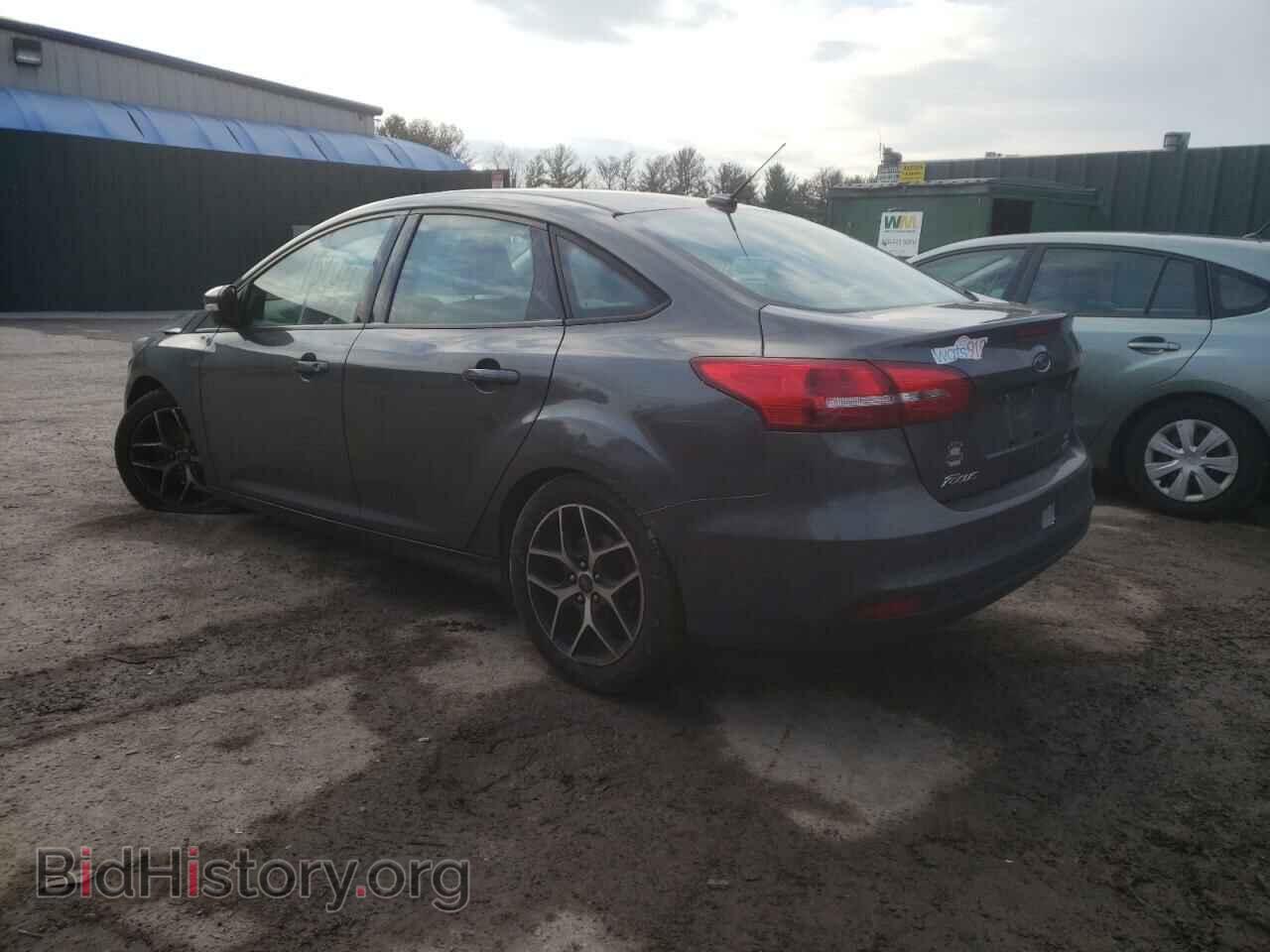 2017 FORD FOCUS - VIN: 1FADP3FE5HL275252 - Фото 3