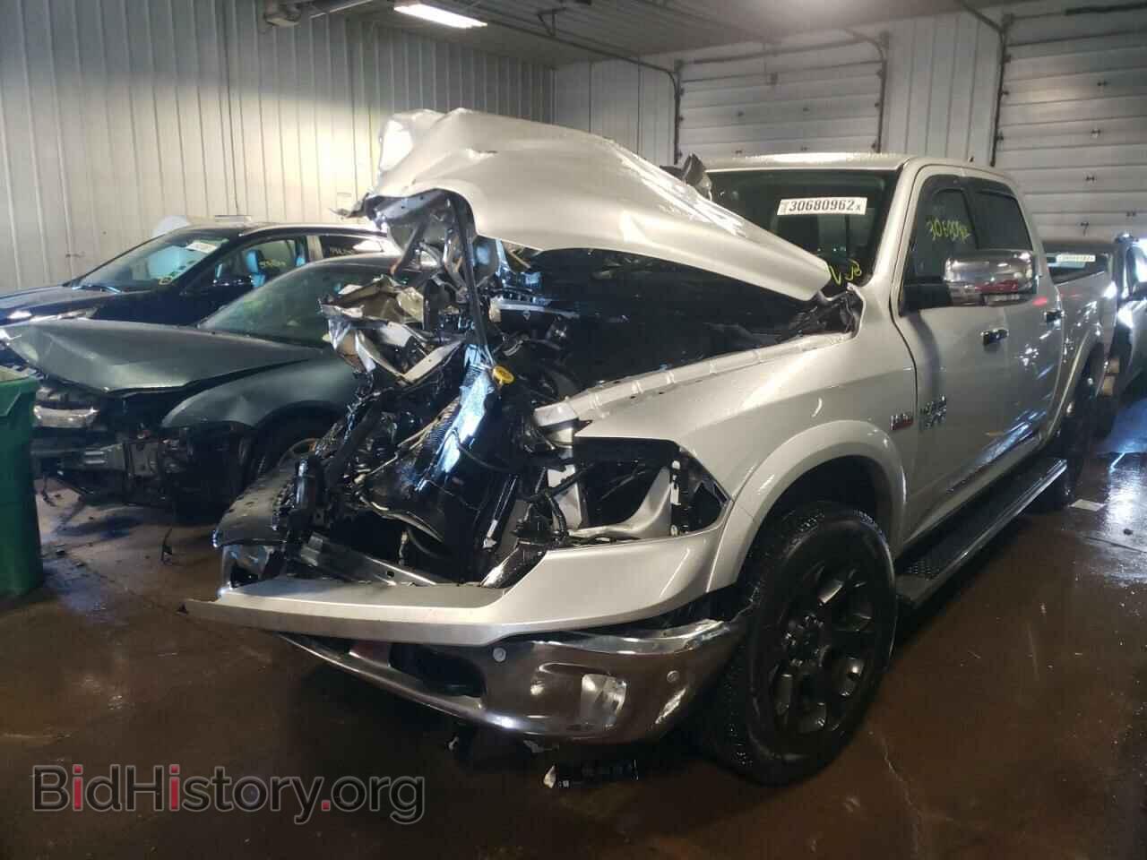 2017 RAM 1500 - VIN: 1C6RR7NT2HS800234 - Фото 2