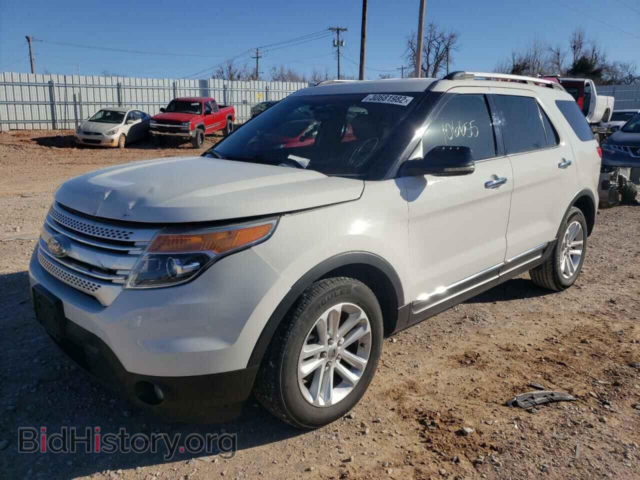 2011 FORD EXPLORER - VIN: 1FMHK7D80BGA64714 - Фото 2