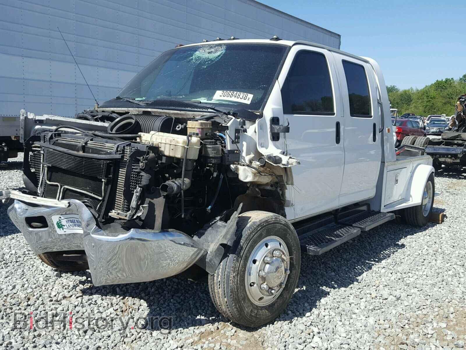 2004 GMC C/K/R5500 - VIN: 1GFE5E1154F506174 - Фото 2