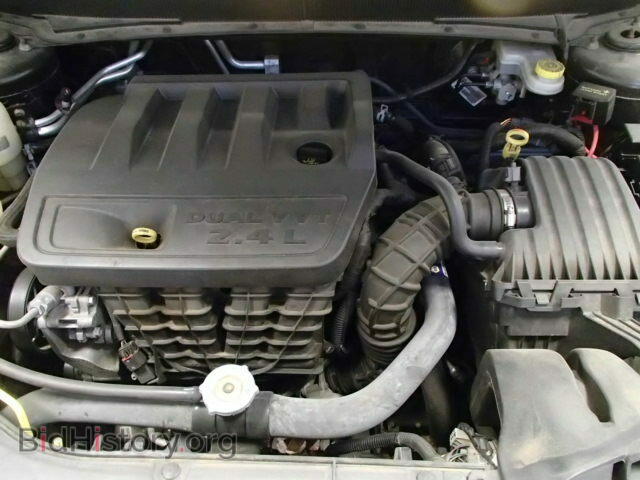2010 DODGE AVENGER - VIN: 1B3CC4FB5AN196592 - Photo 7