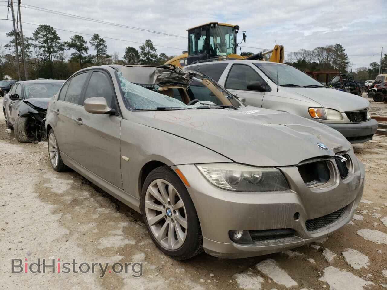 Photo WBAPH7C56BE683137 - BMW 3 SERIES 2011