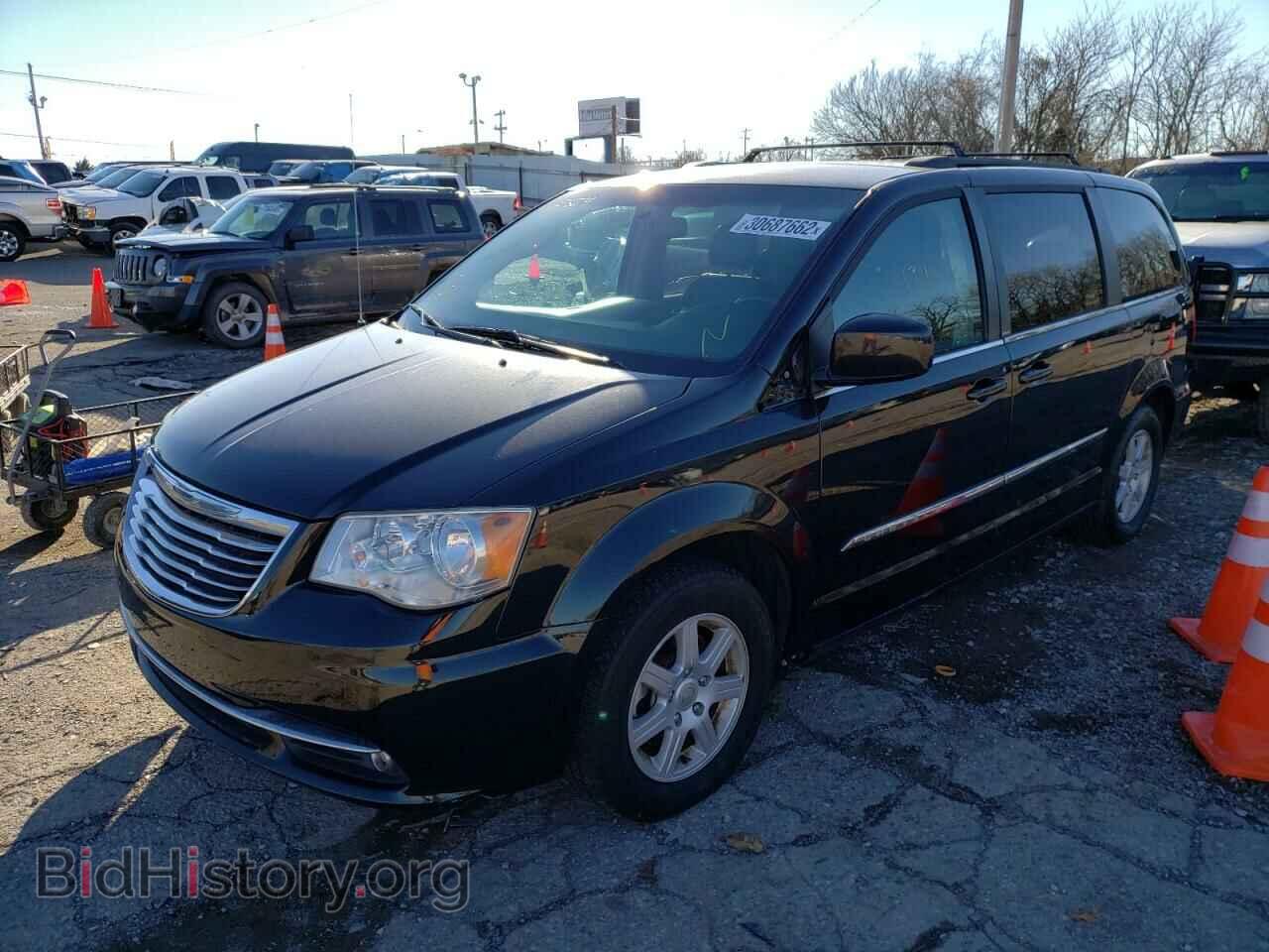 2013 CHRYSLER MINIVAN - VIN: 2C4RC1BG1DR657559 - Фото 2