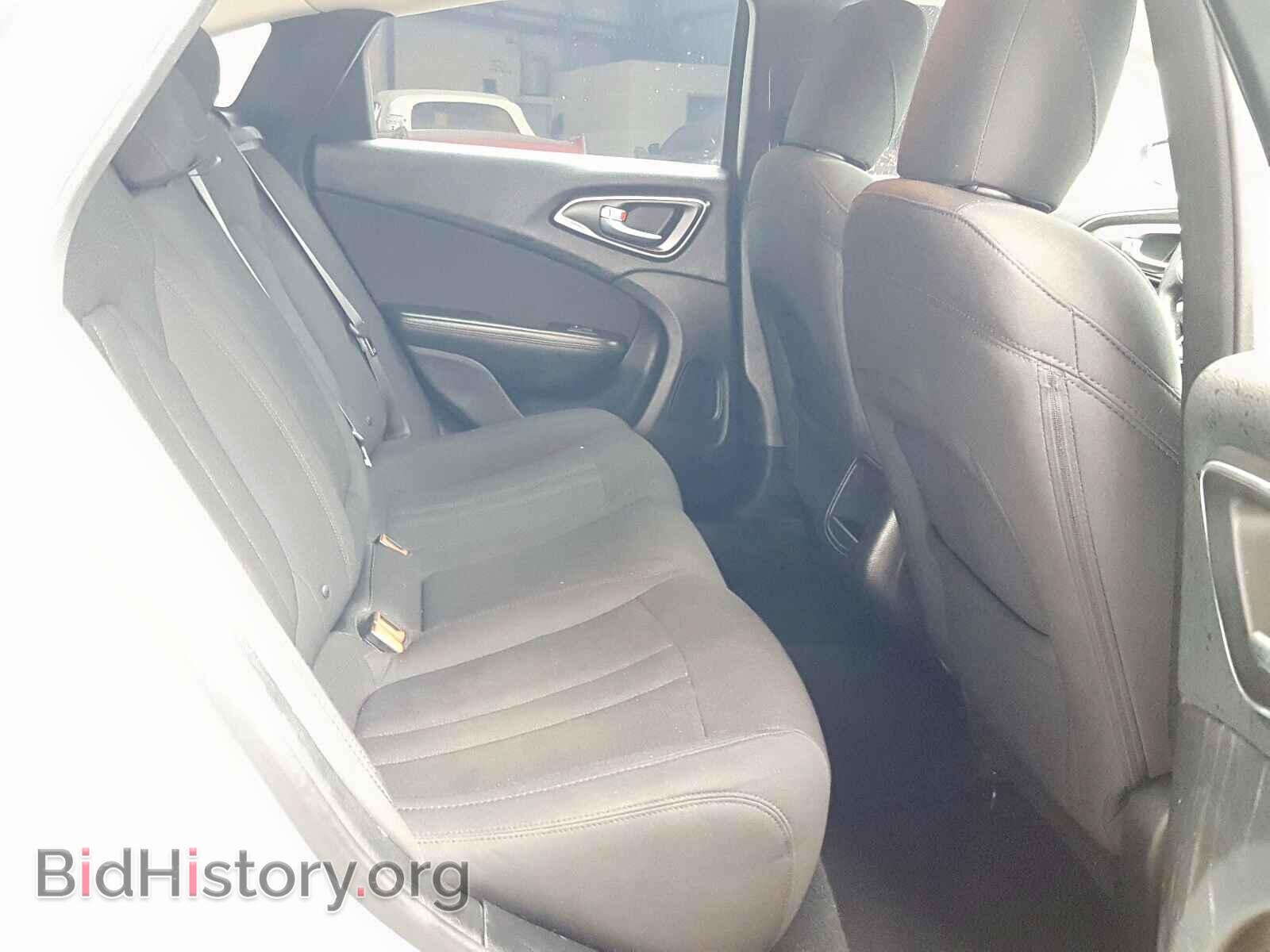 2015 CHRYSLER 200 - VIN: 1C3CCCAB8FN608225 - Фото 6