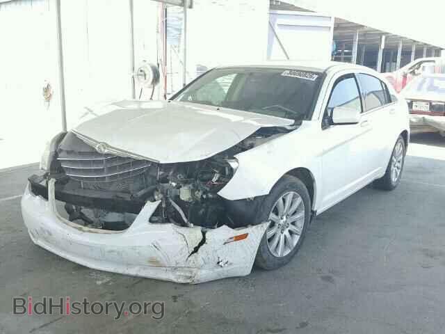 2010 CHRYSLER SEBRING - VIN: 1C3CC5FB5AN179347 - Фото 2