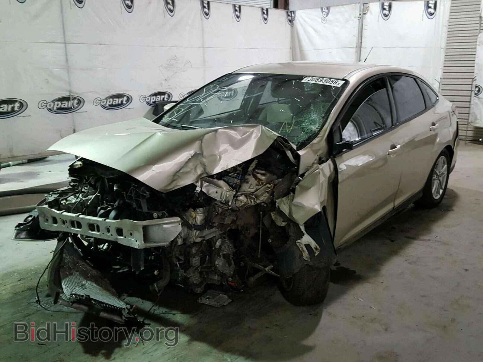 2017 FORD FOCUS - VIN: 1FADP3F21HL221209 - Photo 2