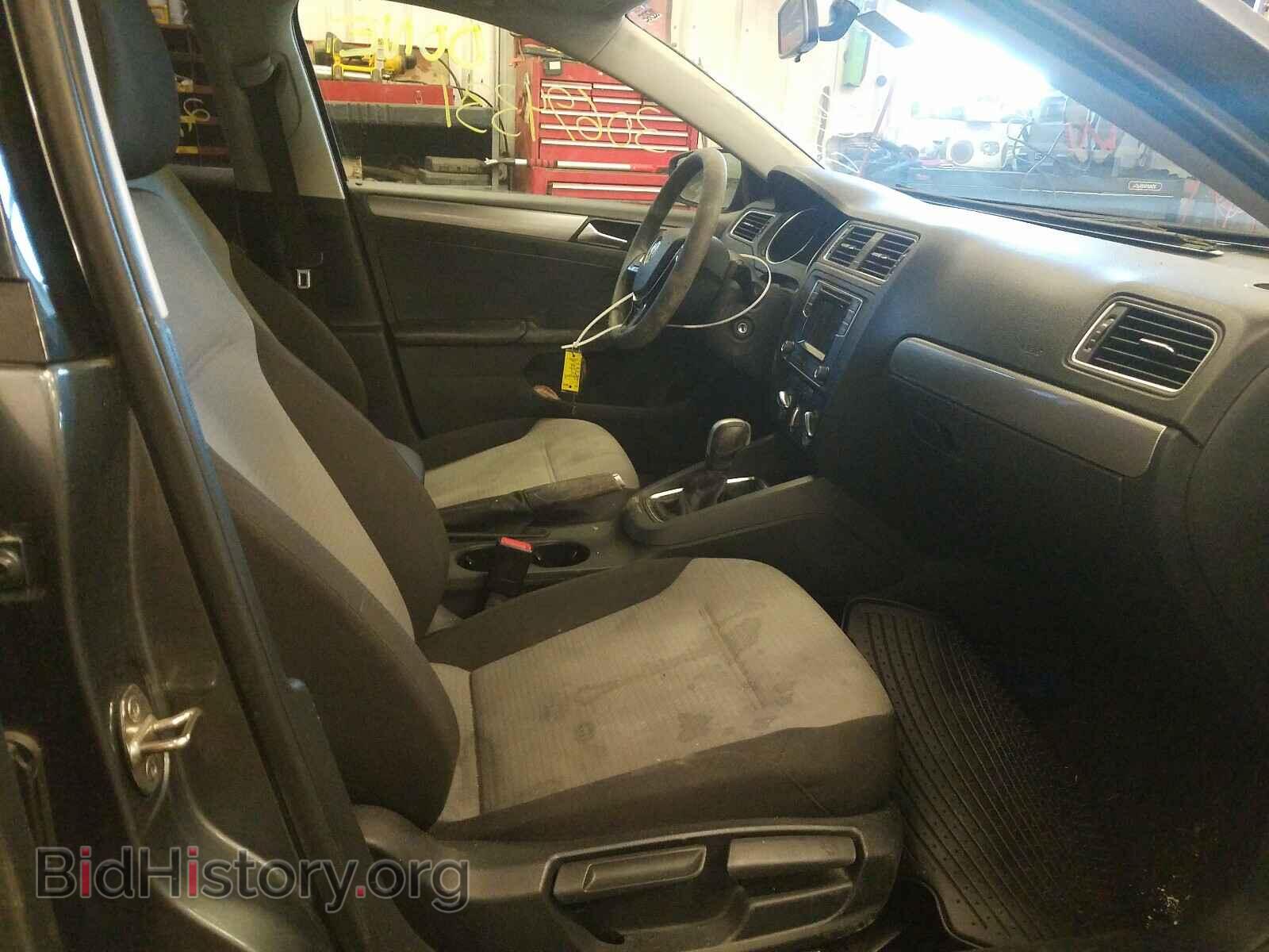 2017 VOLKSWAGEN JETTA - VIN: 3VW2B7AJ3HM205546 - Фото 5