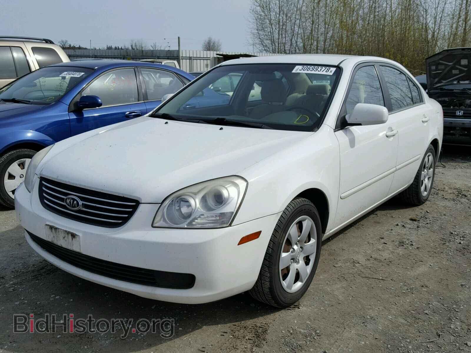 2007 KIA OPTIMA - VIN: KNAGE123775144152 - Фото 2