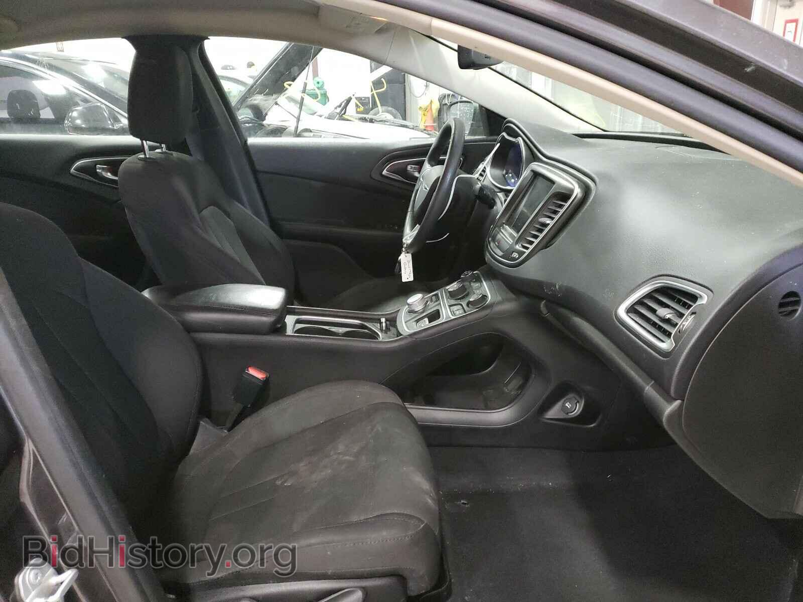 2016 CHRYSLER 200 - VIN: 1C3CCCABXGN173631 - Photo 5