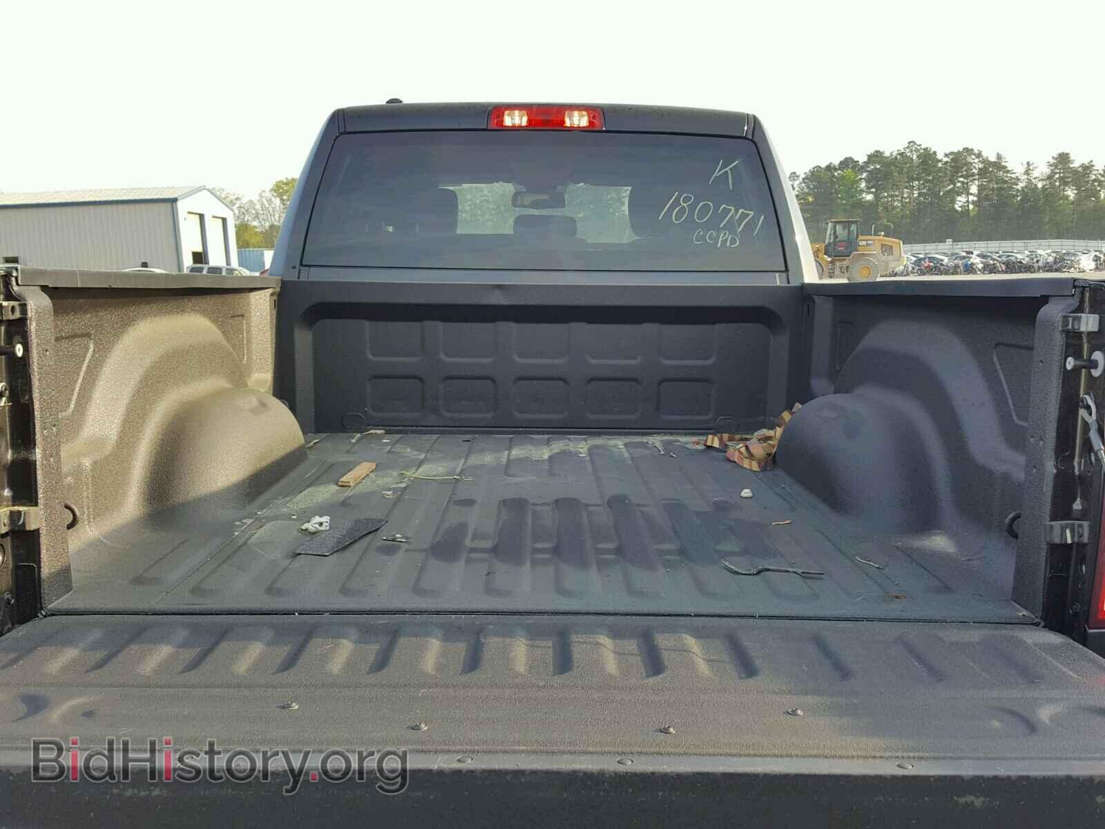 2018 RAM 1500 ST - VIN: 1C6RR6FT6JS143209 - Фото 9