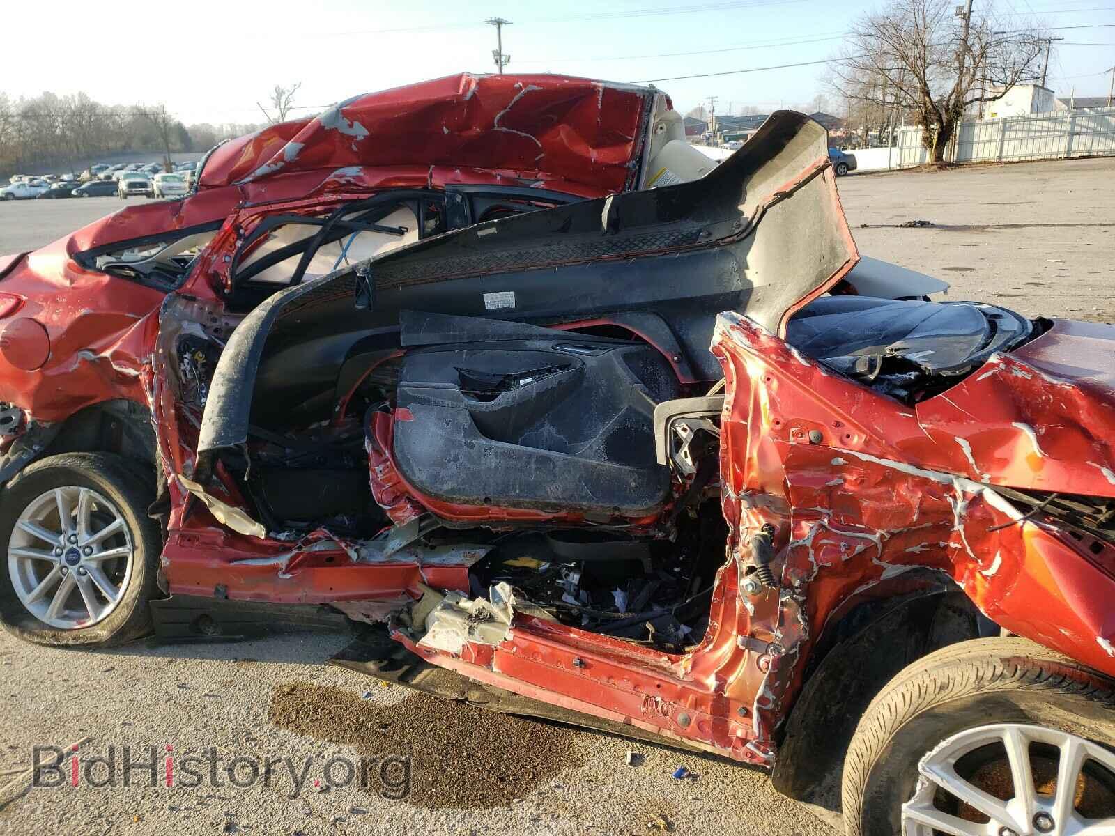 2018 FORD FOCUS - VIN: 1FADP3F27JL320994 - Фото 9