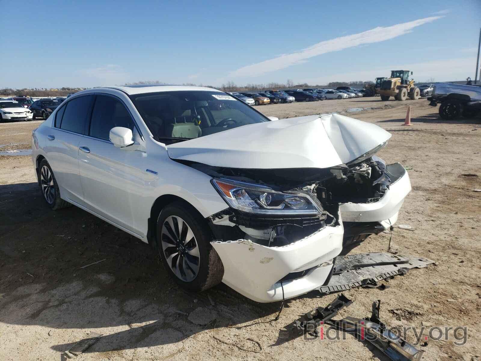 Photo JHMCR6F57HC008596 - HONDA ACCORD 2017