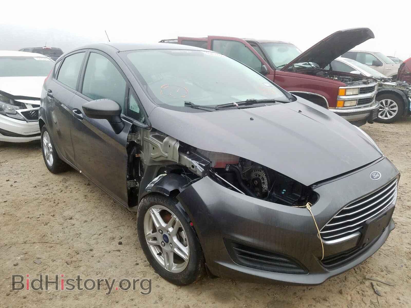 Photo 3FADP4EJ3HM137664 - FORD FIESTA 2017