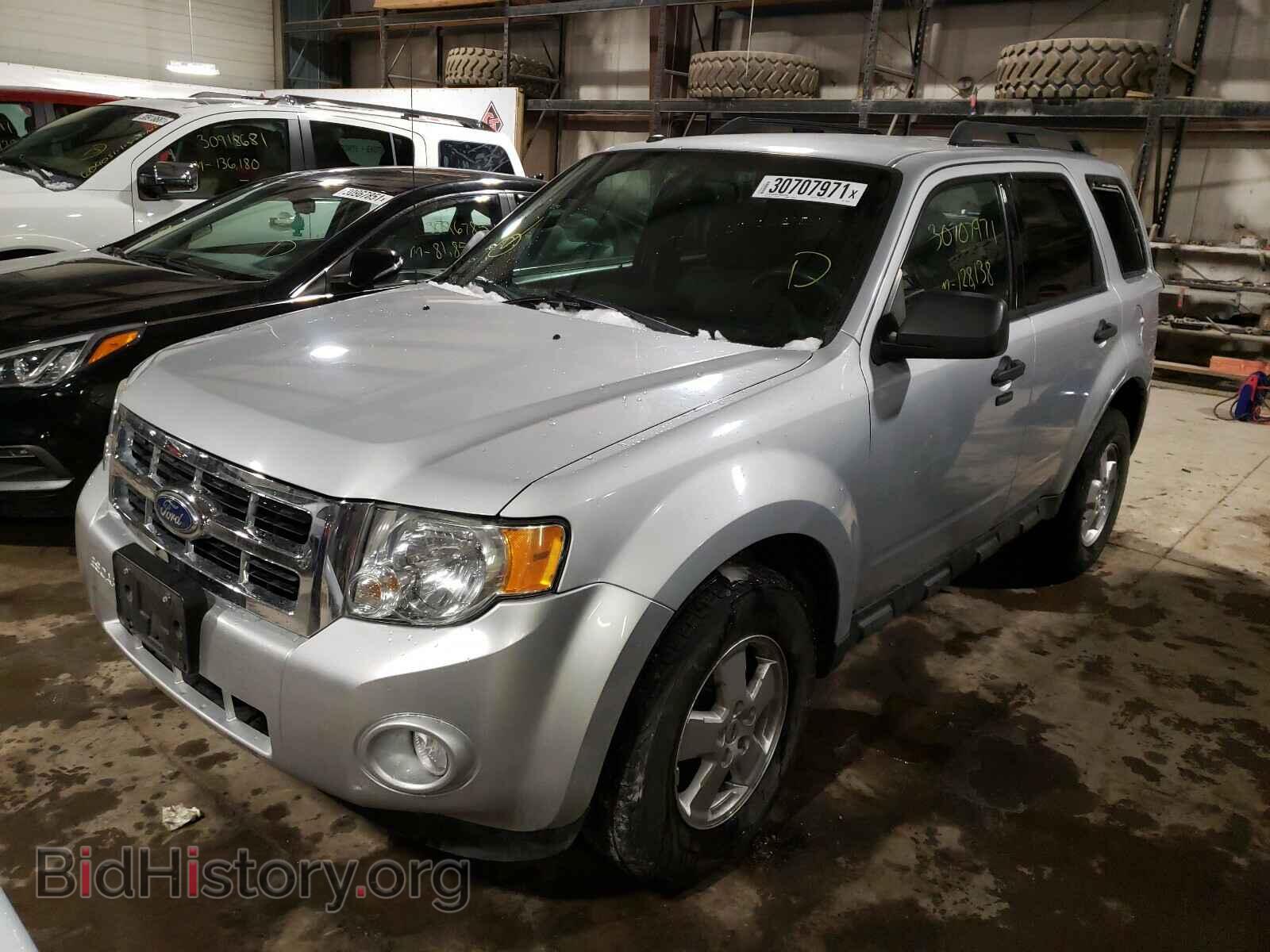 2011 FORD ESCAPE - VIN: 1FMCU0DG4BKC42074 - Фото 2