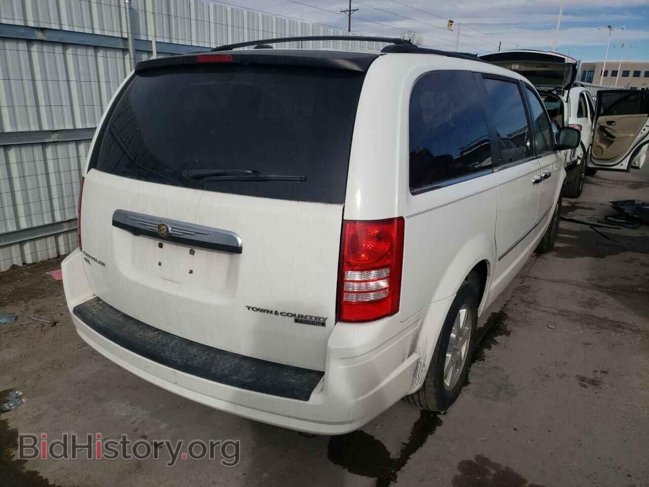 2010 CHRYSLER MINIVAN - VIN: 2A4RR5DX8AR345280 - Фото 4