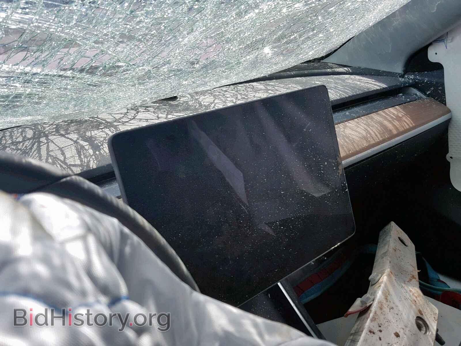 2018 TESLA MODEL 3 - VIN: 5YJ3E1EBXJF104867 - Photo 8