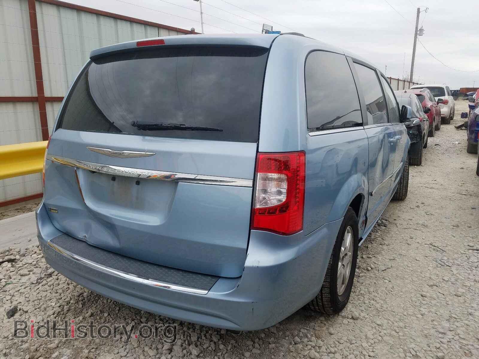 2013 CHRYSLER TOWN & COU - VIN: 2C4RC1BG4DR556029 - Фото 4