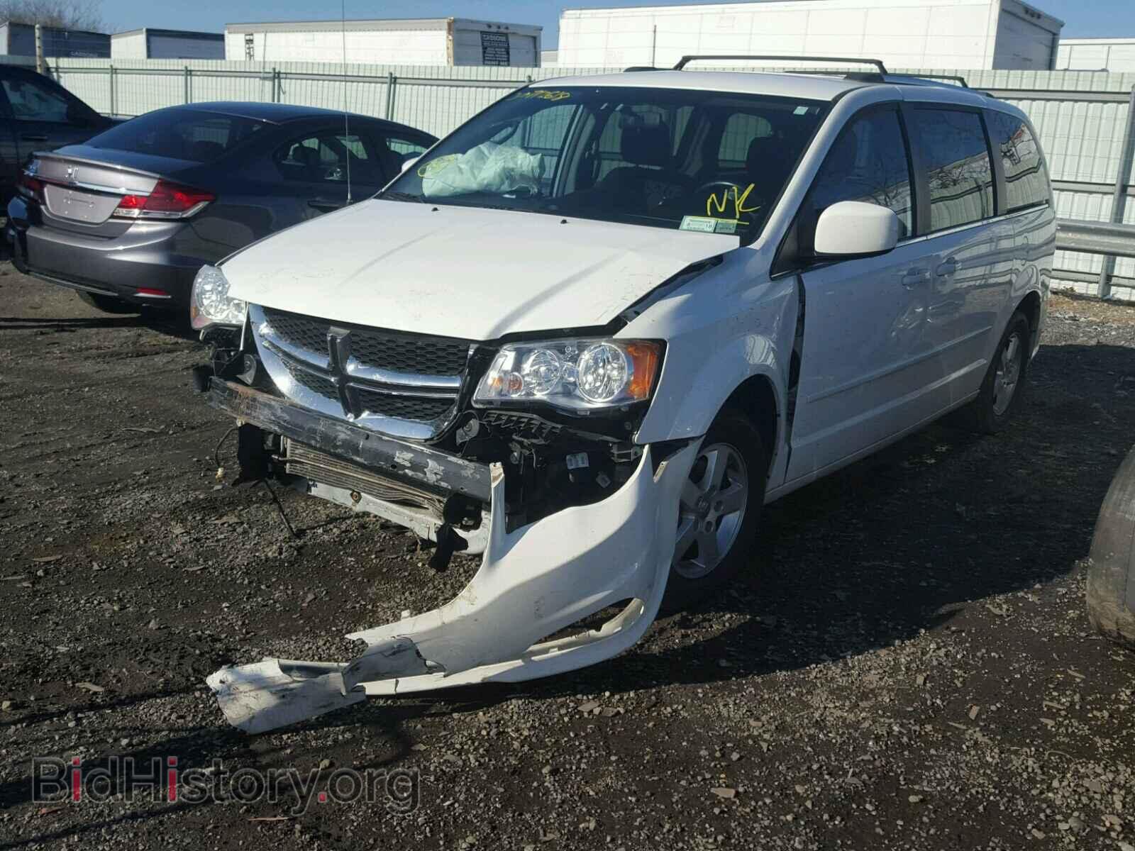 2011 DODGE CARAVAN - VIN: 2D4RN5DG1BR689362 - Фото 2